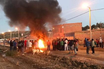 Tras el homicidio colectivo, continuaron las protestas en Fracción 14