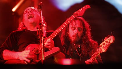 Tras el show del Indio Solari en Olavarría y la cancelación de La Renga en San Juan, el regreso a Buenos Aires parecía una utopía