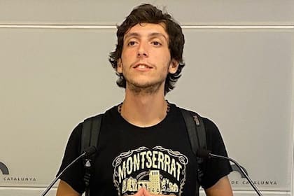 Tras estudiar Gerenciamiento Económico Intercultural, Joaquín se instaló en Reino Unido y trabaja en una multinacional