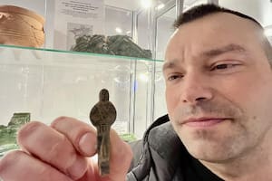 Tras hacer su descubrimiento en el bosque, el hombre lo llevó directamente al museo