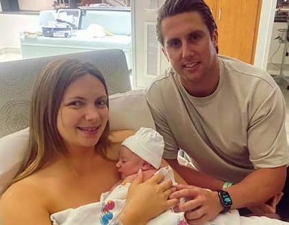 Tras la operación, Theo llegó a término y nació en Texas