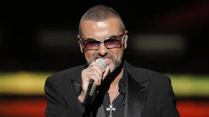 Tras la primera autopsia, sigue sin conocerse la causa de muerte del cantante