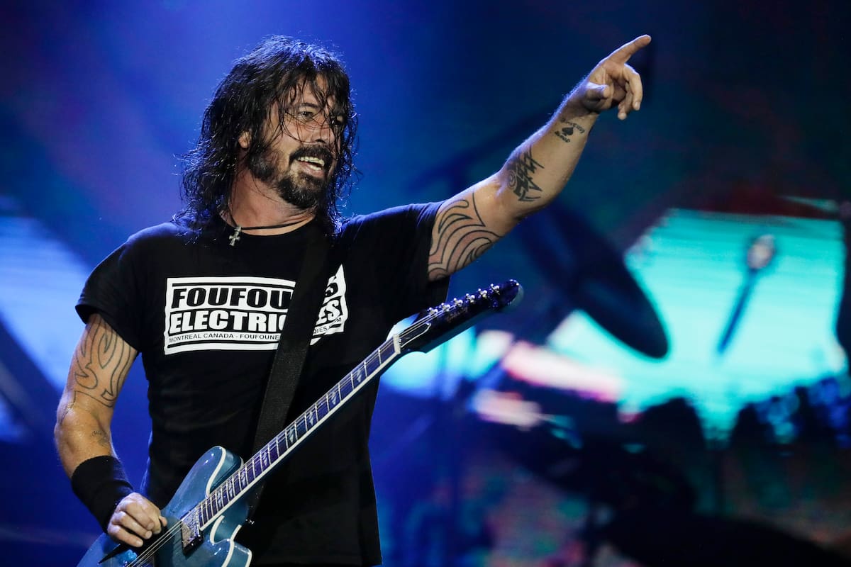 Tras la revelación de que tuvo una hija extramatrimonial, Dave Grohl suma un nuevo escándalo
