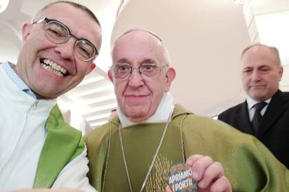 Tras la viralización de la foto, ministro del Interior italiano, Matteo Salvini, le respondió a Francisco