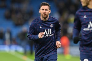 Tras las críticas por sus últimos desempeños, Lionel Messi y Paris Saint-Germain deben mejorar en su visita a Lens, por la Ligue 1.