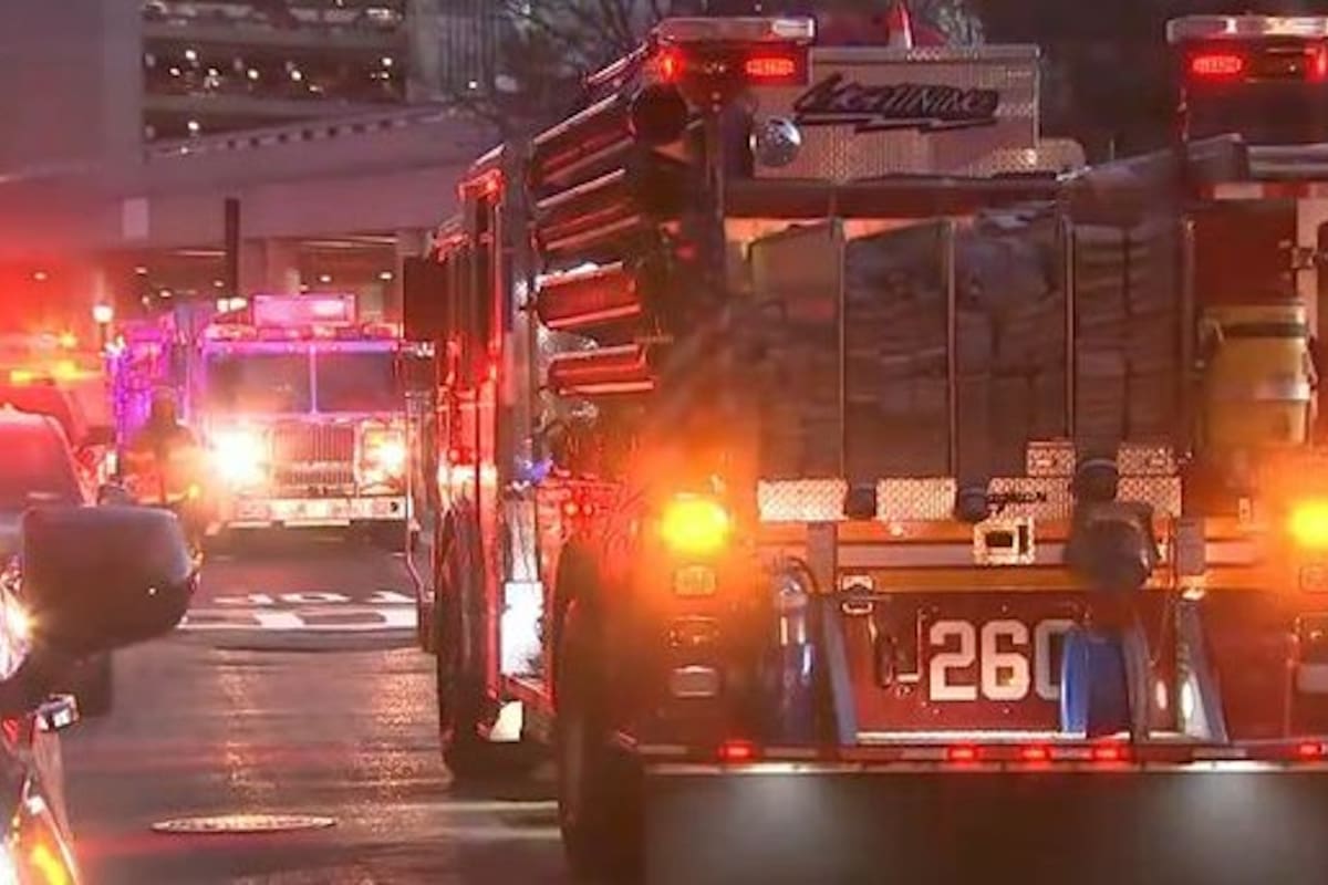 Tras los primeros reportes, los bomberos recorrieron la zona para luego confirmar que no hubo daños a personas o edificios