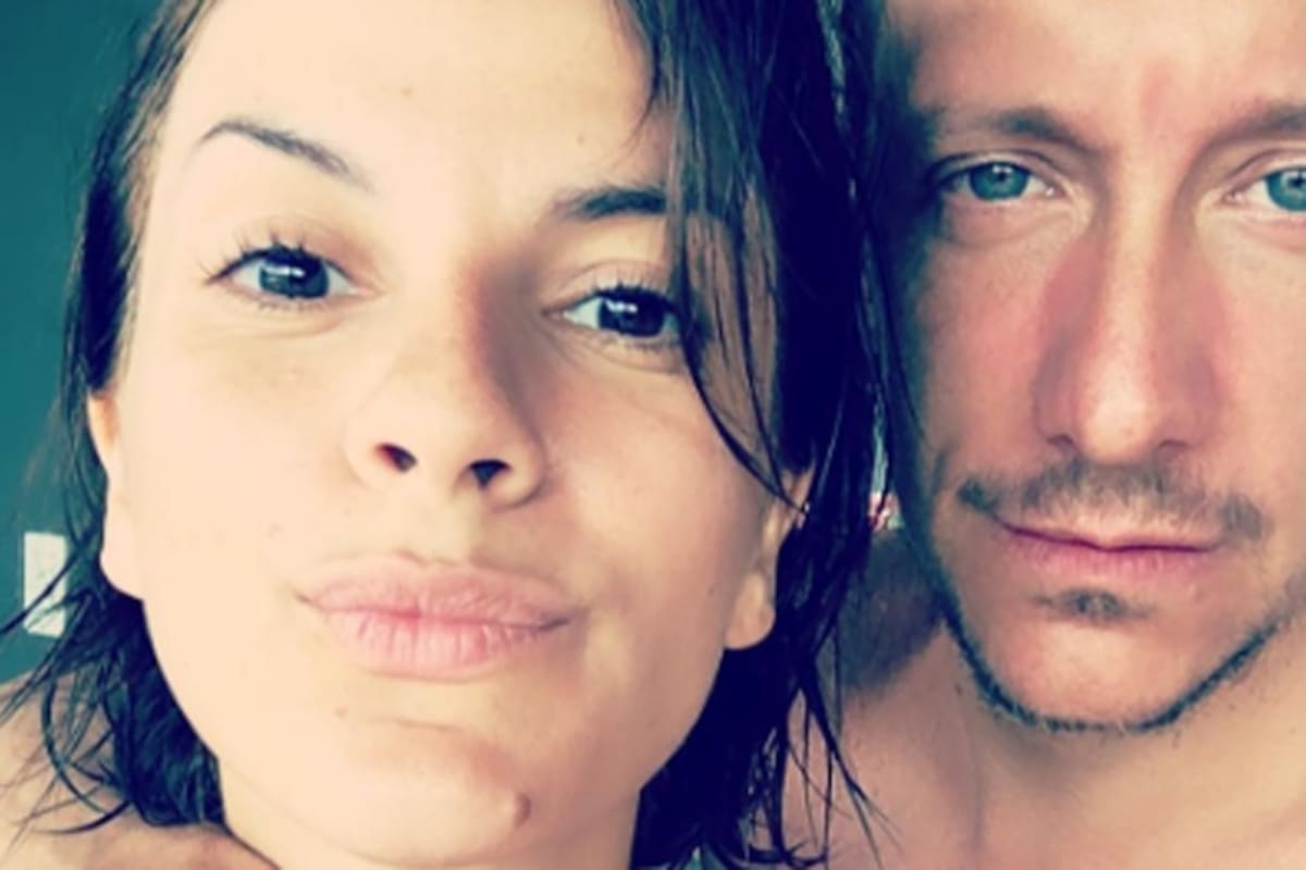 Tras nueve años y medio de amor, Gimena Accardi y Nicolás Vázquez pasaron por el registro civil