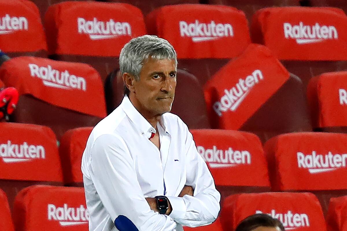 Tras perder la Liga con Real Madrid, en Barcelona miran con recelo a Quique Setién