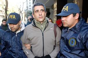 Tras relatar su odisea en el Ministerio de Planificación, recibió cartas documento del preso por corrupción