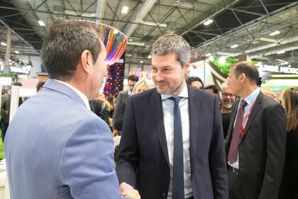 Lammens se reunió en la FITUR con pares de la región, España, Italia y Andorra y también con representantes cadenas hoteleras, líneas aéreas y agencias de viajes