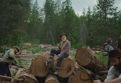 Tras un episodio trágico, Robert se afinca más en su trabajo y en el bosque