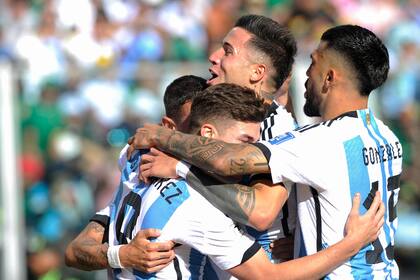 Tras un formidable triunfo ante Bolivia en La Paz, la Argentina recibirá a Paraguay en el estadio Monumental