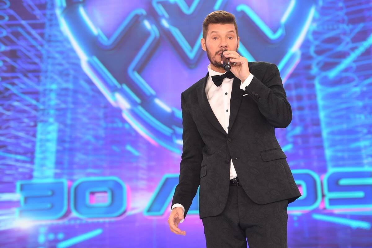 Tras una apertura llena de música y nostalgia, el conductor habló de su regreso a la televisión