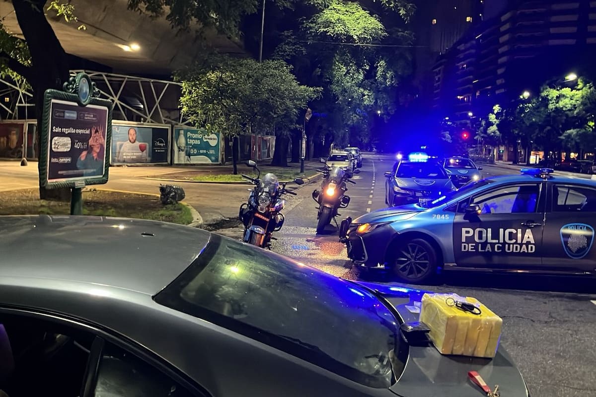 Tras una persecución, la Policía de la Ciudad detuvo a un ciudadano peruano con 5 kilos de cocaína en Belgrano
