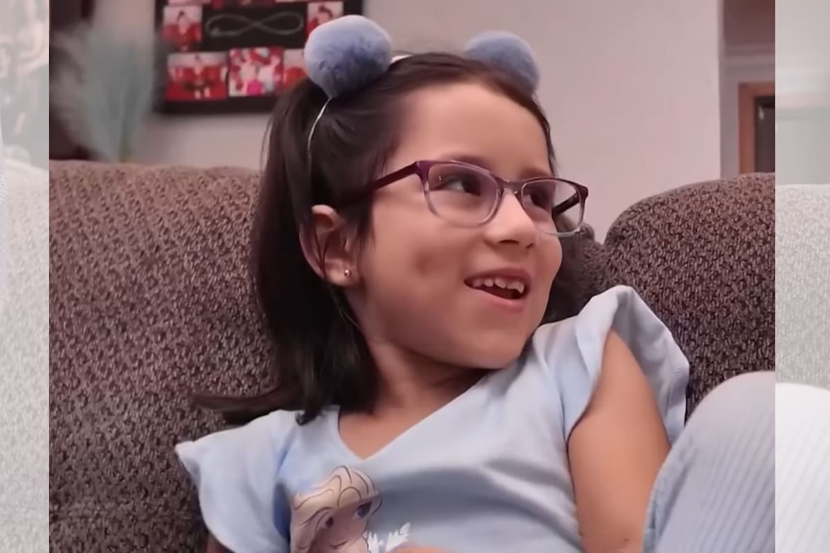 Tras una prueba, los especialistas detectaron que Eva tiene un talento inusual para su edad y un perfil cognitivo que requiere apoyo y estímulos especiales (Instagram)