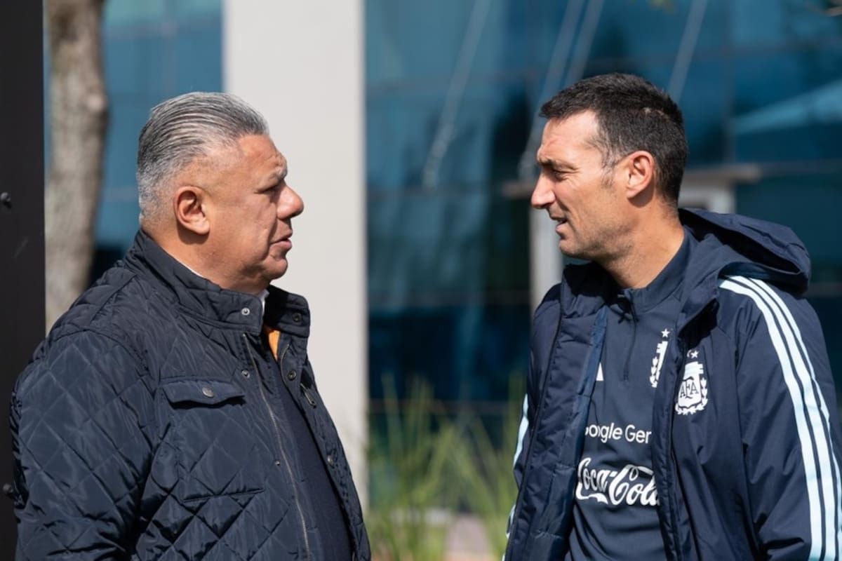 Tras una reunión entre Claudio Tapia y Lionel Scaloni, la renovación del entrenador quedó encaminada
