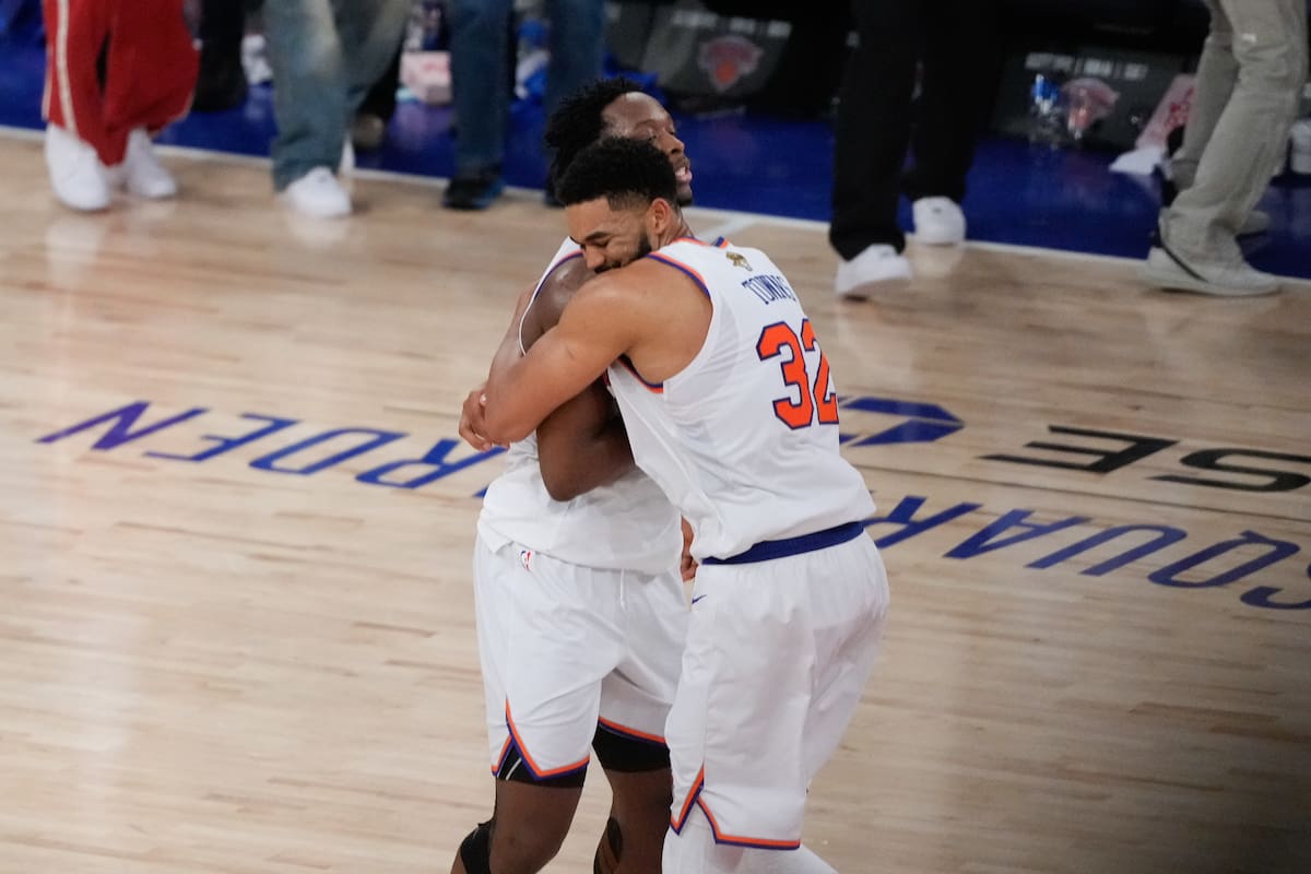 Tras unas reñidas finales de la NBA, los Knicks mandan y necesitan un triunfo ante los Spurs