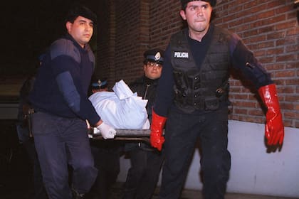 Favaloro se suicidó en las primeras horas de la tarde del sábado 29 de julio de 2000, tenía 77 años