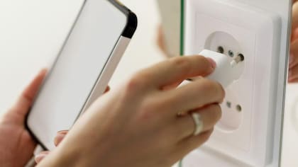 Tratá de tener siempre una cinta aislante en su casa.
Foto: iStock