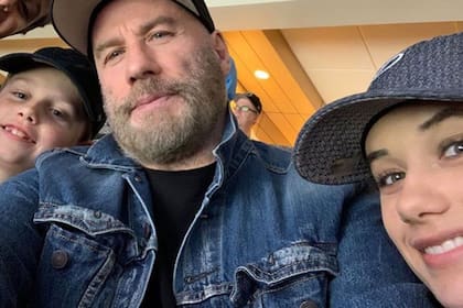 John Travolta, orgulloso de su hija actriz y su pequeño de 8 años