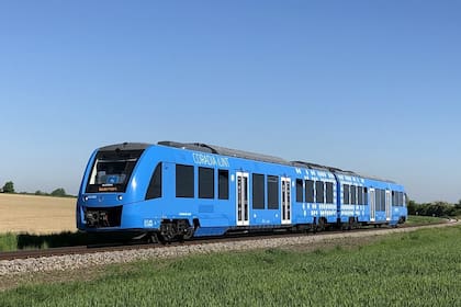 Tren de hidrógeno Coradia iLint desarrollado por el fabricante francés Alstom, un sistema que se puede adaptar sin problemas a los actuales sistemas de propulsión diesel, ya que no requieren de grandes cambios de infraestructura ferroviaria