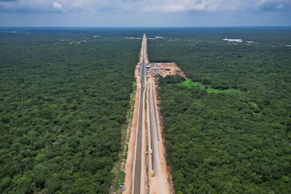 Vista aérea de la obra del tramo 3 del Tren Maya, en Umán, estado de Yucatán, México, el 31 de agosto de 2023.