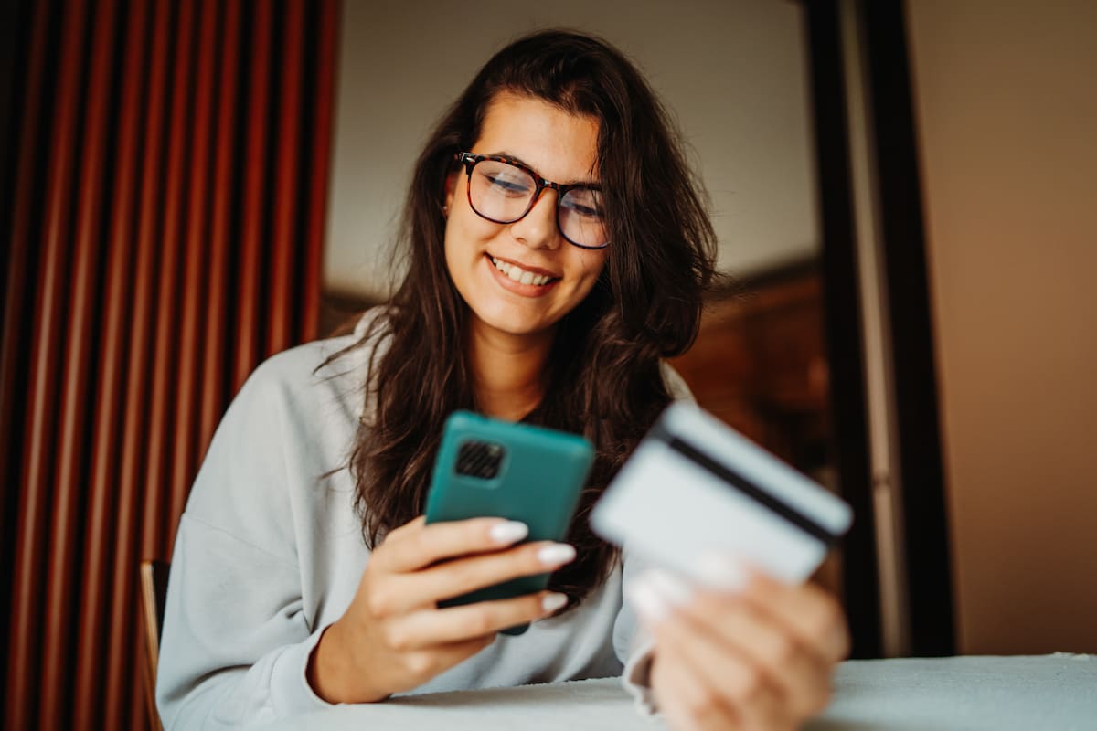 Tres celulares de alta gama a menos de $900.000 que se pueden encontrar en el Cyber Monday