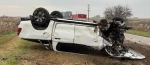 Cuatro personas murieron en un choque frontal entre una camioneta y un automóvil
