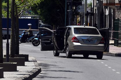 Tres detenidos, uno de ellos con una balazo en la cabeza, tras tirotearse con policías en Barracas