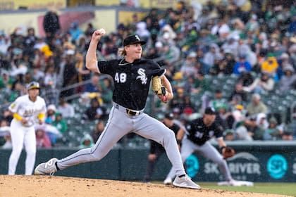 Tres dobletes de Taylor ayudan a Medias Blancas a vencer 10-3 a Atléticos