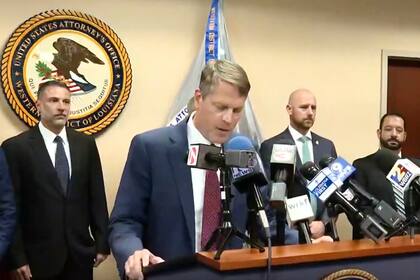 Tres jefes de policía de Luisiana arrestados por vender informes falsos a inmigrantes