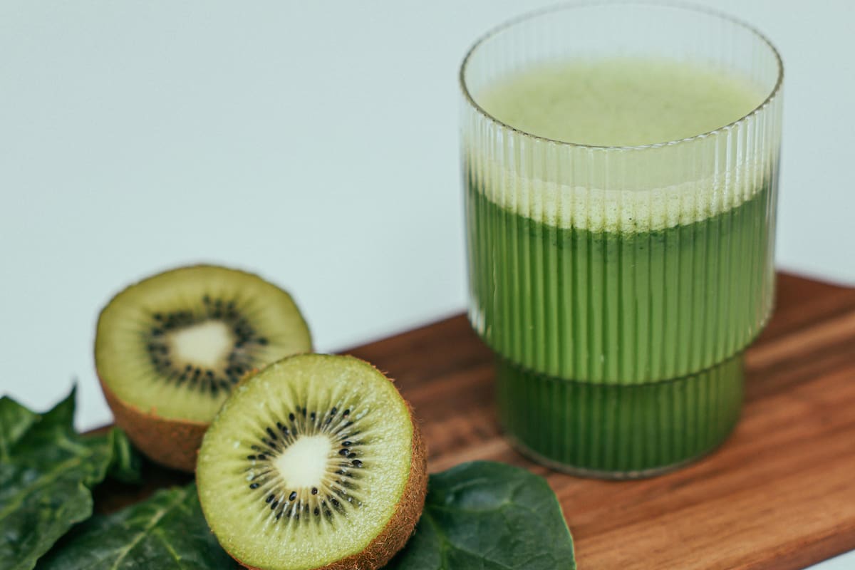 Tres jugos detox para eliminar el exceso de calorías del cuerpo