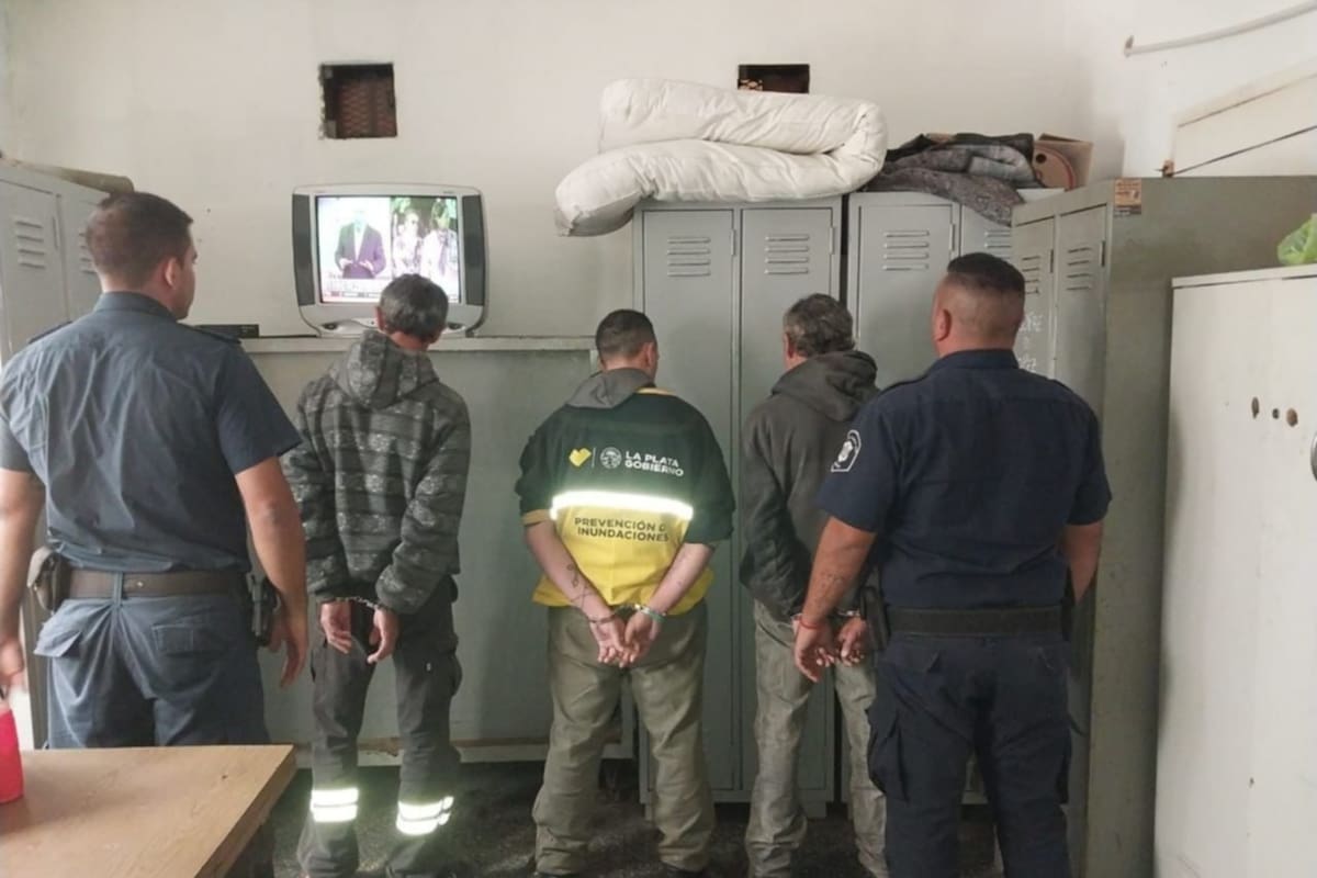 Tres sujetos fueron detenidos acusados por el secuestro y la violación una adolescente.