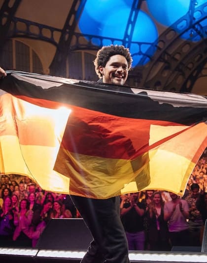 Trevor Noah es un comediante sudafricano que se volvió famoso en Estados Unidos