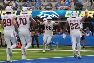 Cardinals vencen 26-14 a Chargers y Mike LaFleur gana en su debut como entrenador en jefe