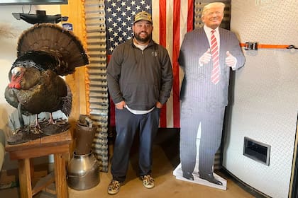 Trey Oliver, un productor en las afueras de Greensboro, en Carolina del Norte, que es un ferviente seguidor de Trump.