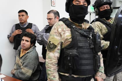 Tribunal argentino condena a 10 y 8 años de cárcel a dos acusados por ataque a expresidenta