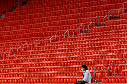 Tribunas vacías, la nueva postal del fútbol mundial