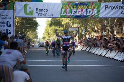 Trillini se impuso en la primera etapa