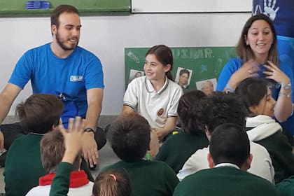 Trini cuenta en clase cómo es convivir con la diabetes