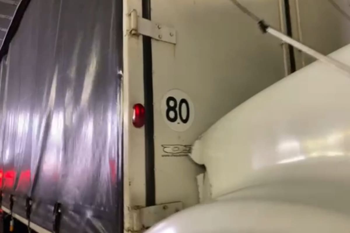 Triple choque en Paseo del Bajo.