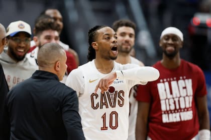 Triple de Garland en el último segundo da victoria a Cavs sobre Pistons, 118-115