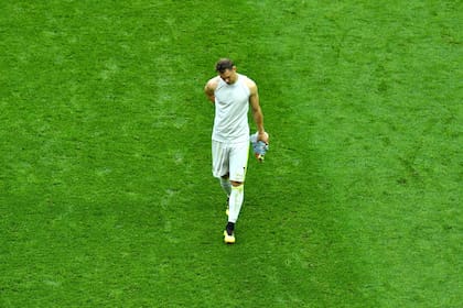 Triste, solitario y final: Neuer deja el campo de juego de Kazán después de la debacle alemana