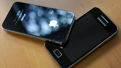 Trocafone opera como intermediario activo en la compra y venta de teléfonos usados, a diferencia de otras plataformas on line