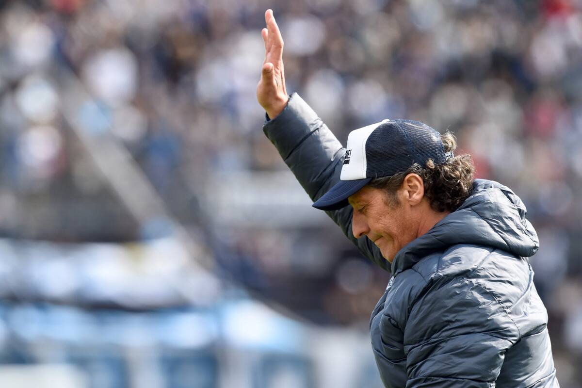 Troglio, ovacionado en su regreso a Gimnasia
