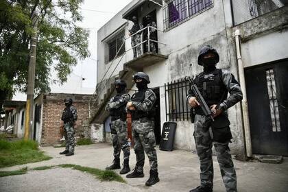 Tropas especiales de la policía de Santa Fe participaron en los últimos operativos contra jefes narco
