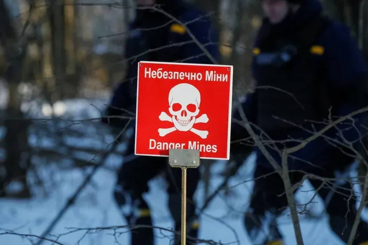 Tropas rusas en las inmediaciones de las planta nuclear de Chernobyl