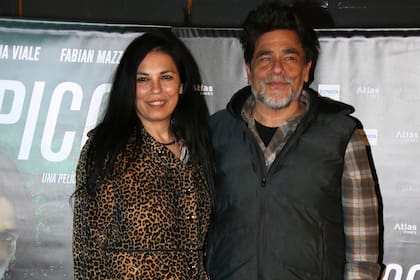 Juan Palomino y su novia, Charo Bogarín, también dijeron presente anoche en La Rural