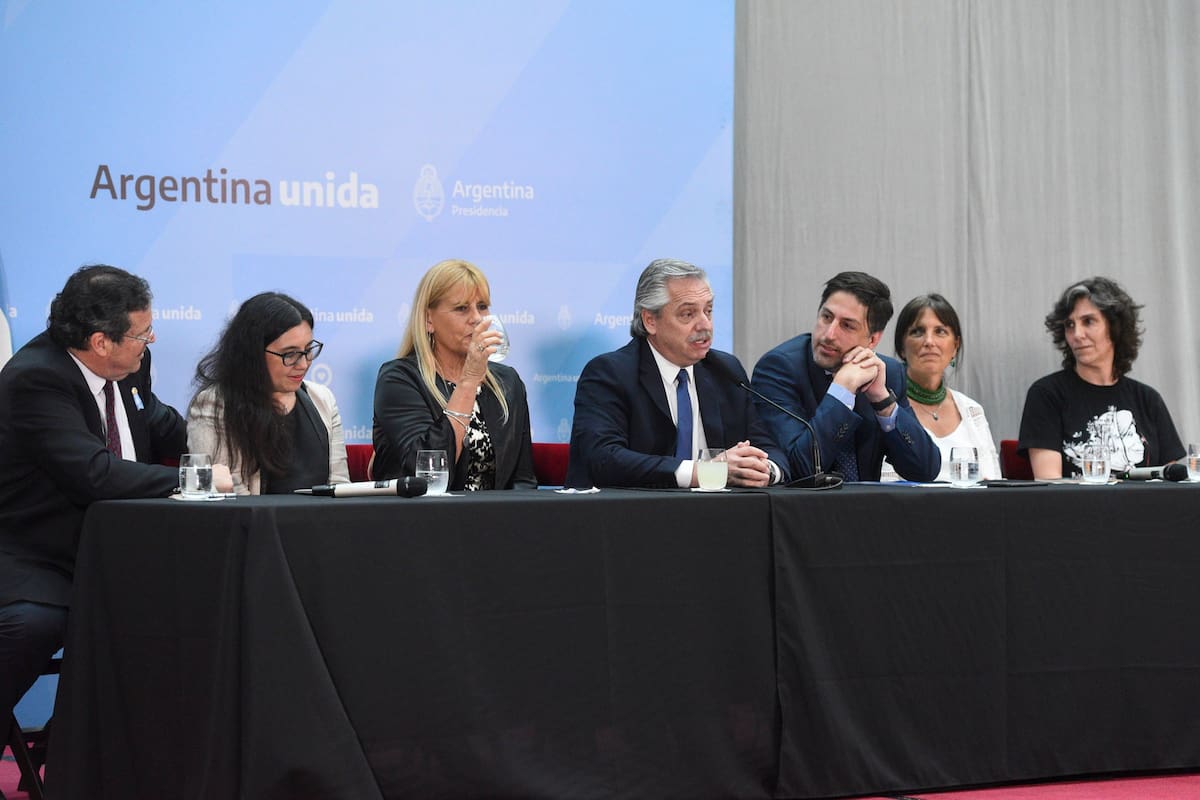 Trotta - Fernández presentan Plan Nacional de Lecturas