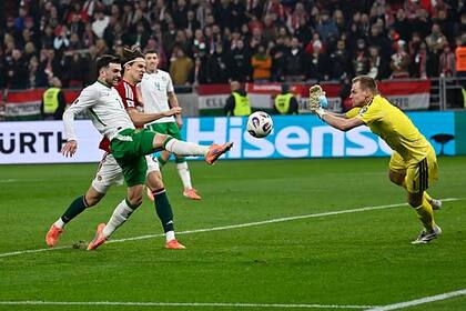 Troy Parrott la puntea justo y marca el 3 a 2 que metió a Irlanda en el repechaje mundialista